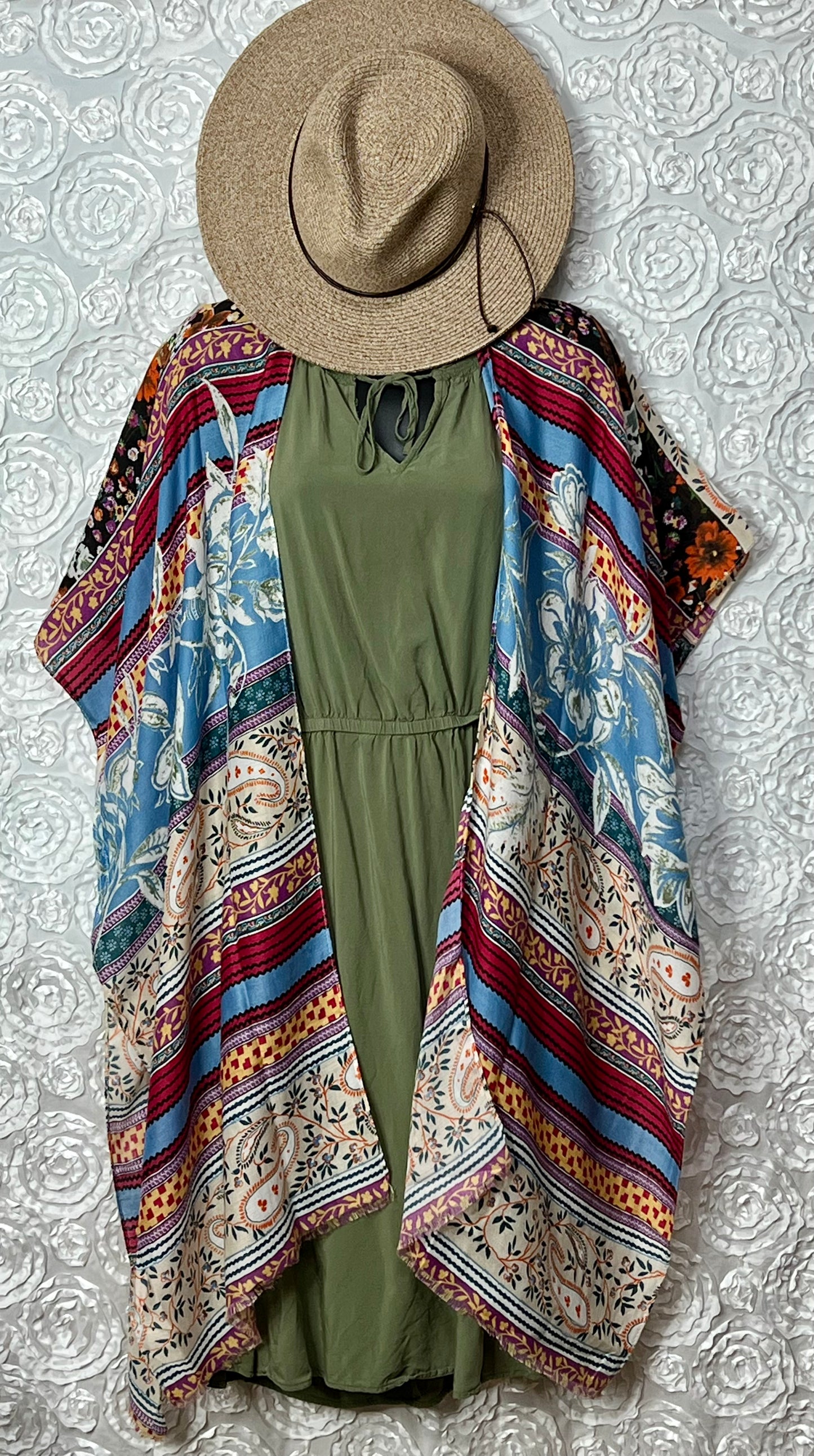 Pretty Paisley Kimono