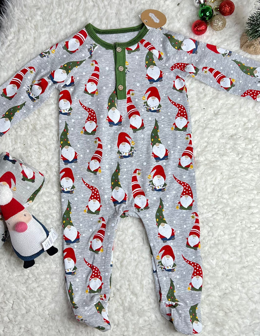 Warm and Cozy at Gnome Sleeper