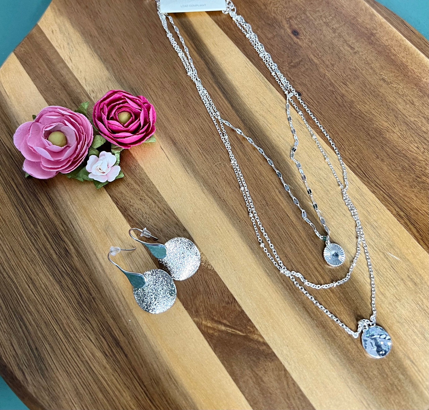 Hammered Disc Layered Charm Necklace (IN STOCK)
