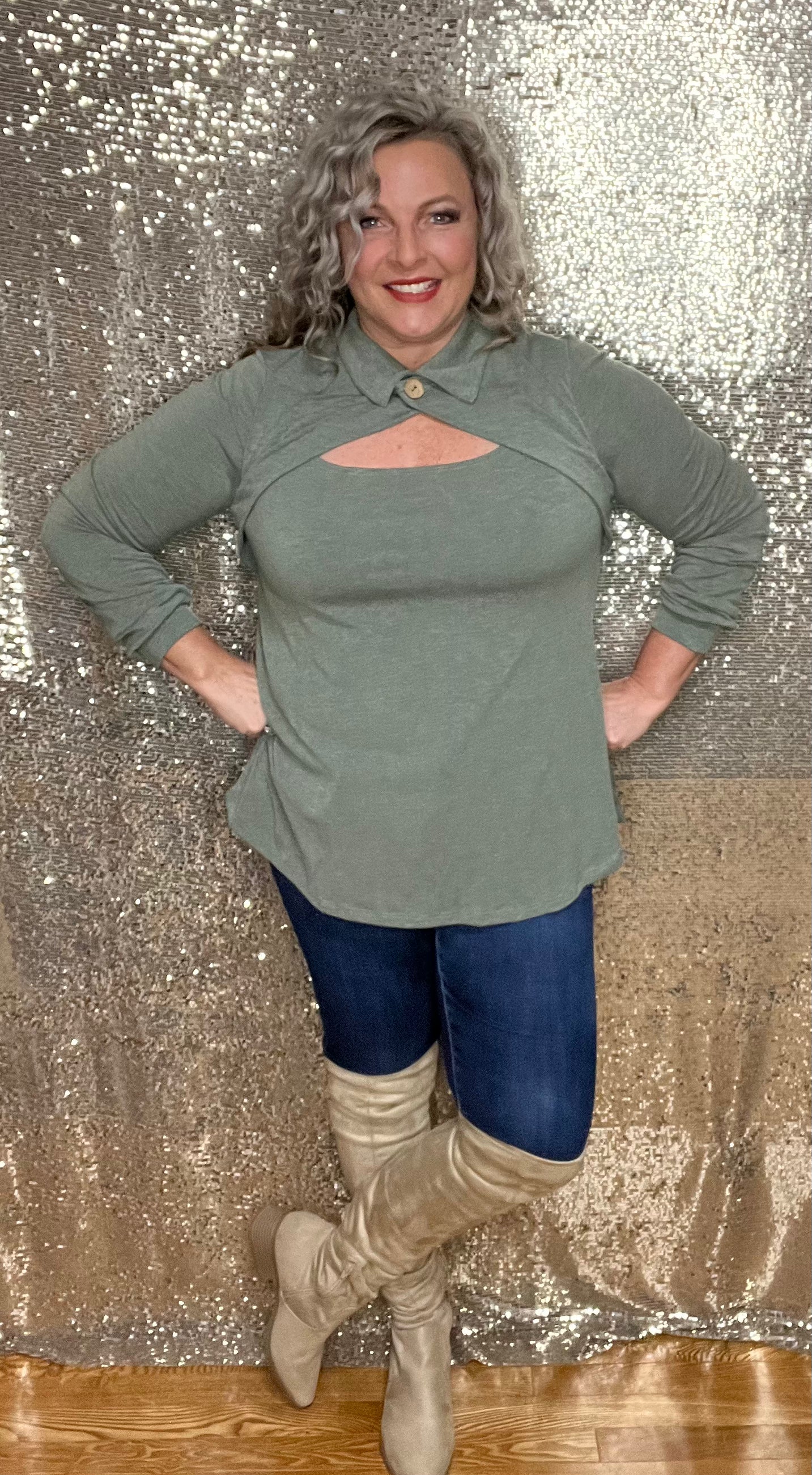 Cute As A Button Top (IN STOCK)